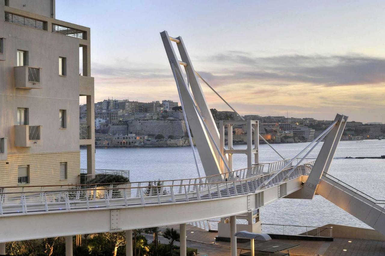 Splendid Apartment, Steps Away From The Sea Sliema Exterior photo