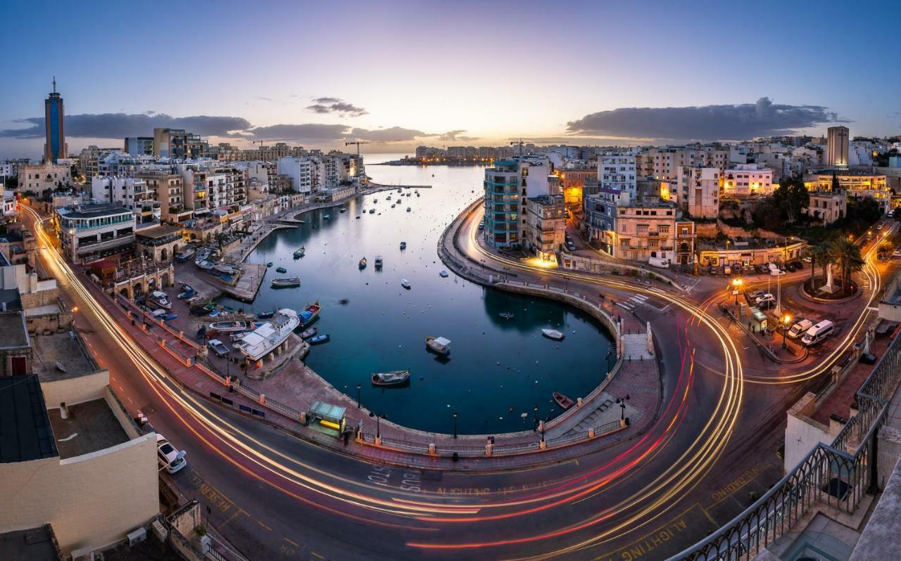 Splendid Apartment, Steps Away From The Sea Sliema Exterior photo